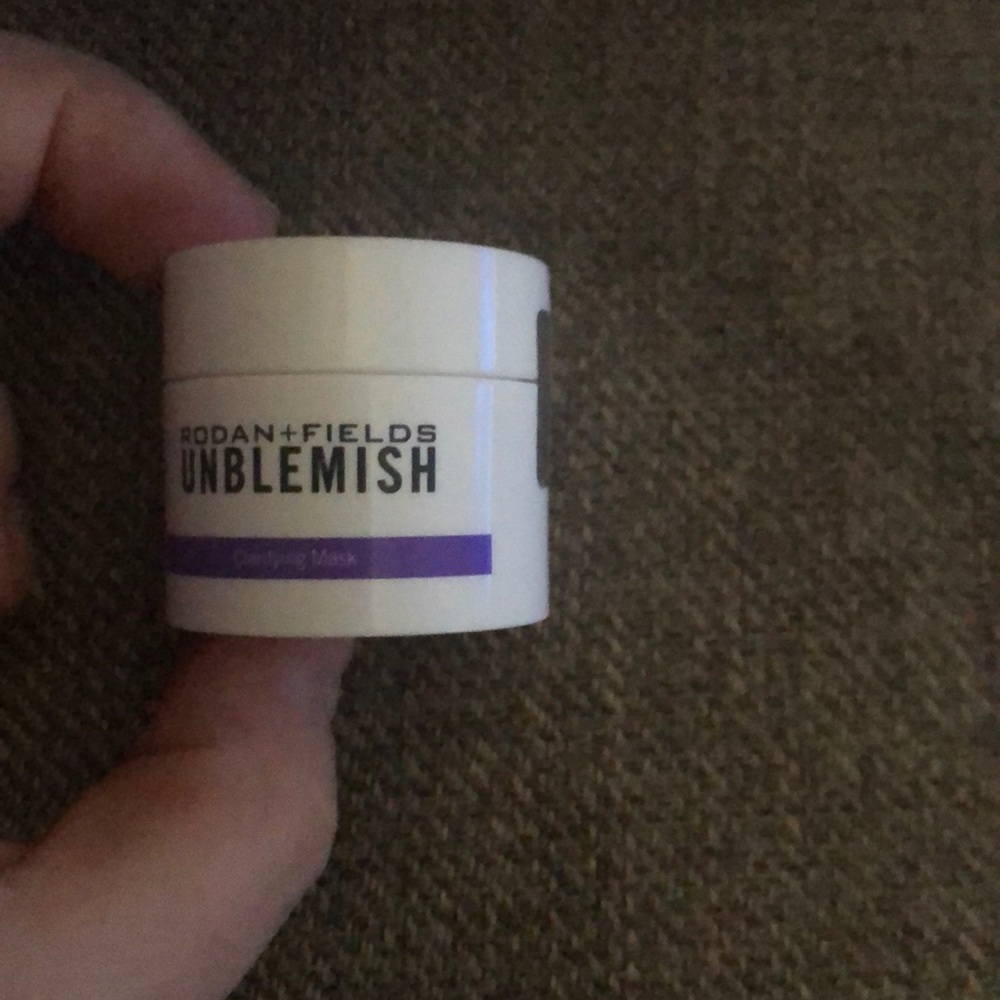 Rodan and fields travel size mask unblemish